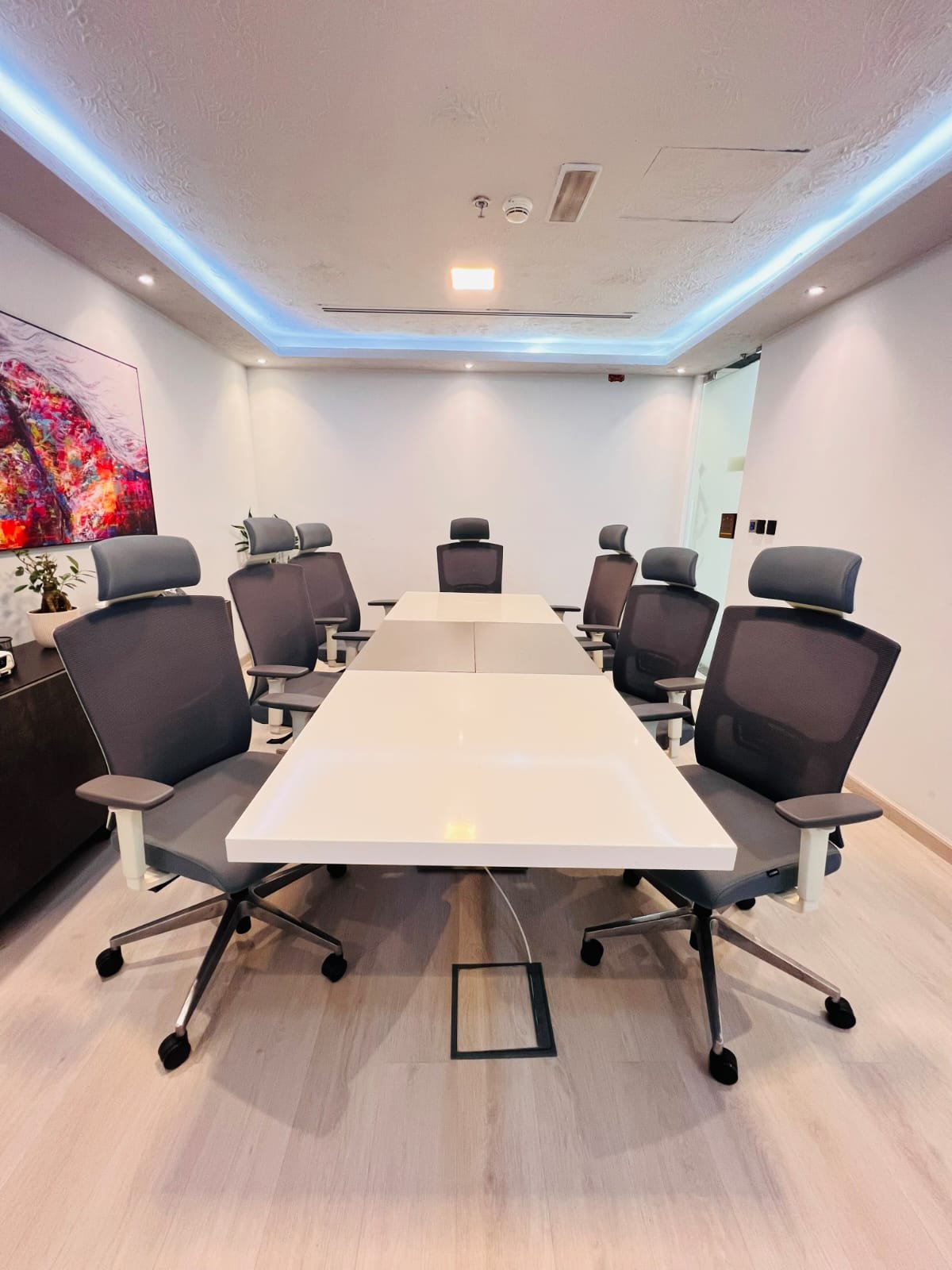 Empire One workspace - Image 7