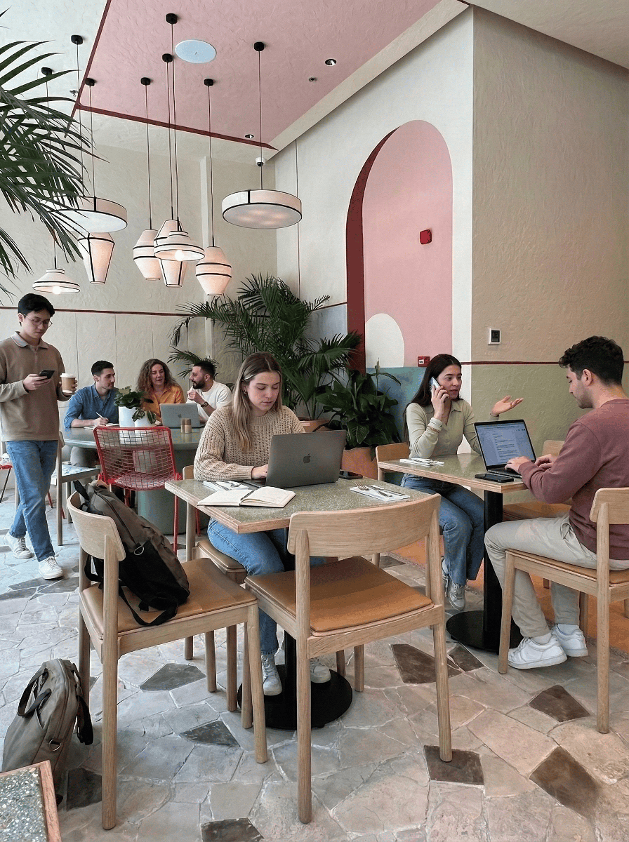 Riina  workspace - Image 4